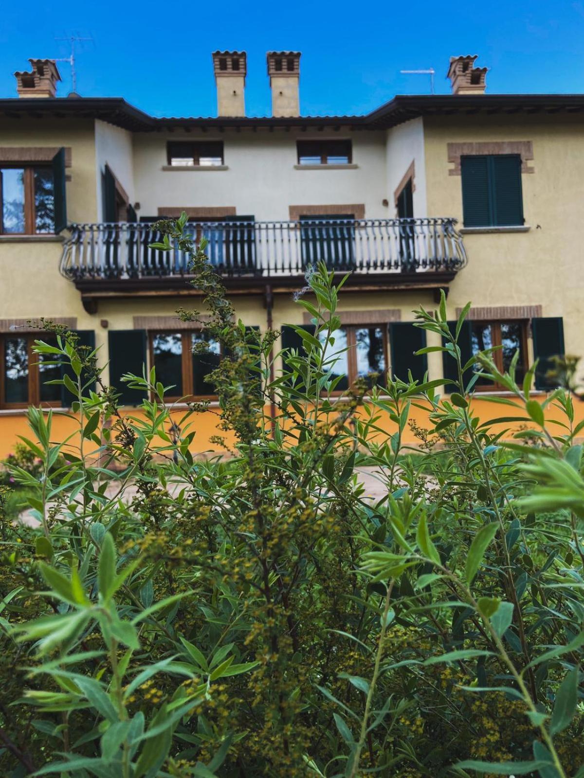 Villa Tadina Gualdo Tadino Extérieur photo